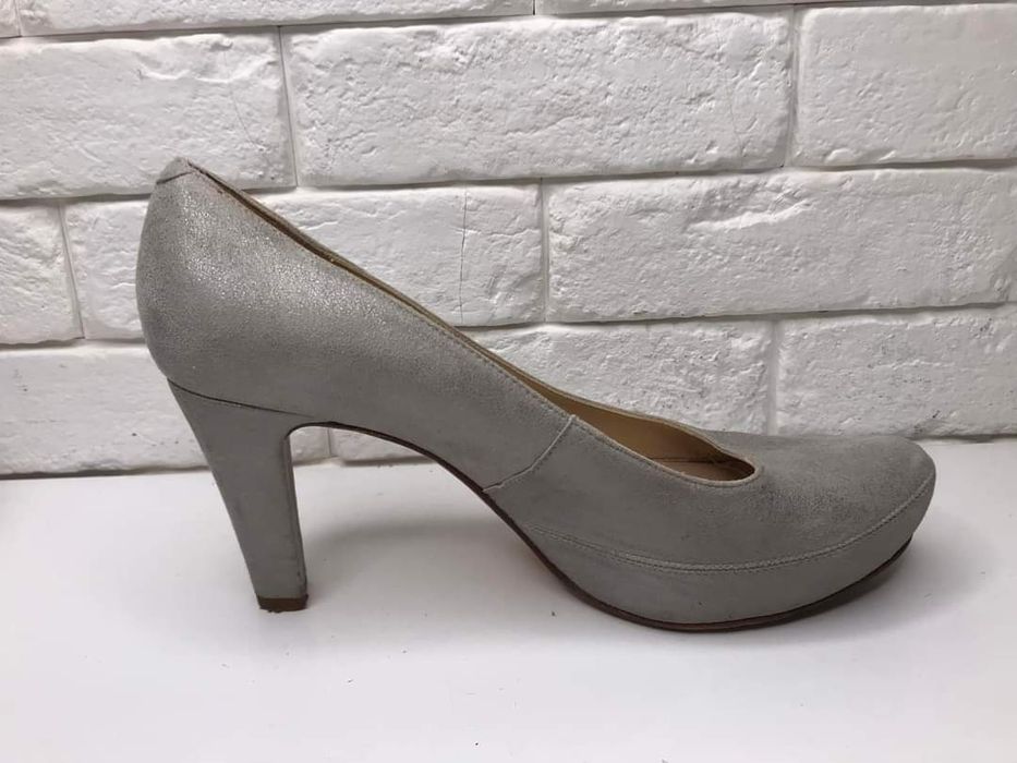 Czółenka skórzane Unisa  Rozmiar 41