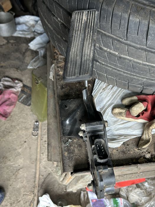 Электронная педаль газа додж рам-ван,крайслер вояджер