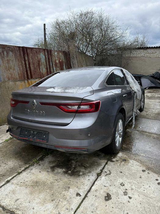 Renault Talisman під відновлення