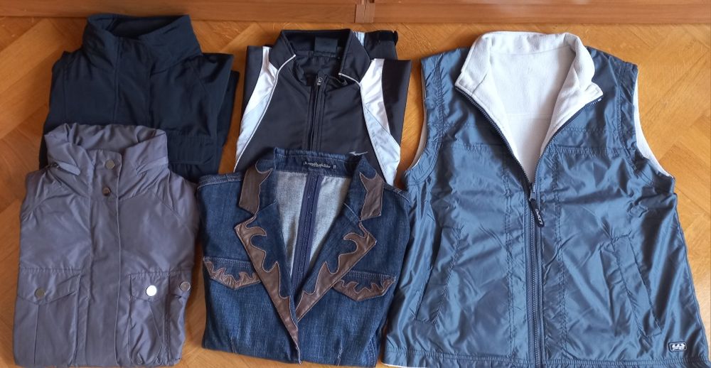 Різне Куртки , вітровка,  безрукавка  розмір  М