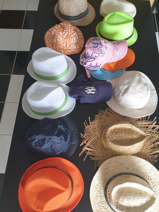 Chapéus Vários e diferentes