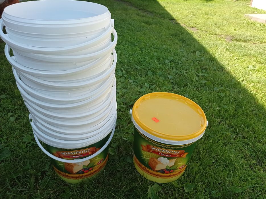 Продам харчові відра