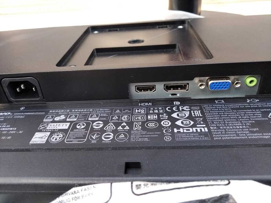 Монітор Lenovo 22"  б/у.