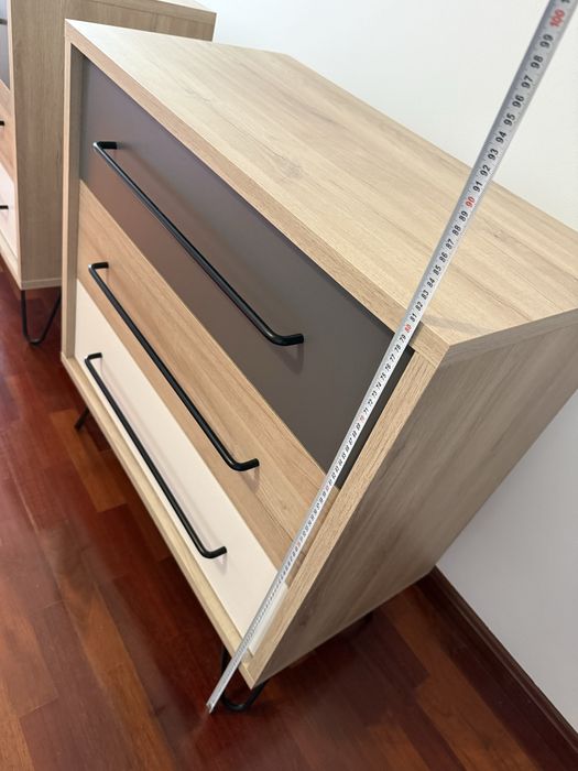 Duas Comodas em estado novo, cada uma 70€ se for as duas 130€