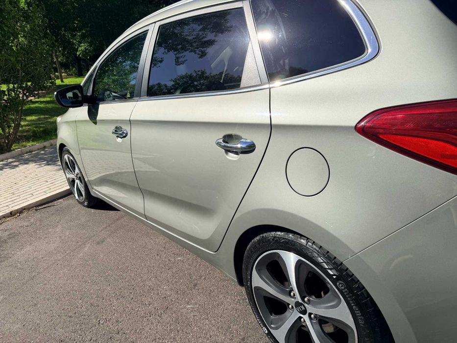 Kia Carens 7 lugares
