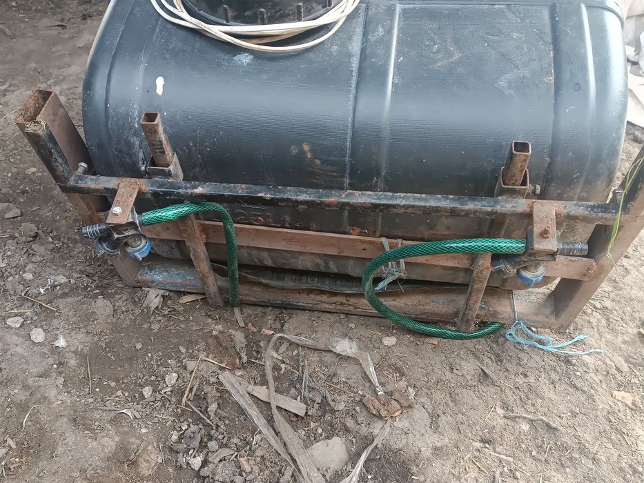 Продам оприскувач на мінітрактор