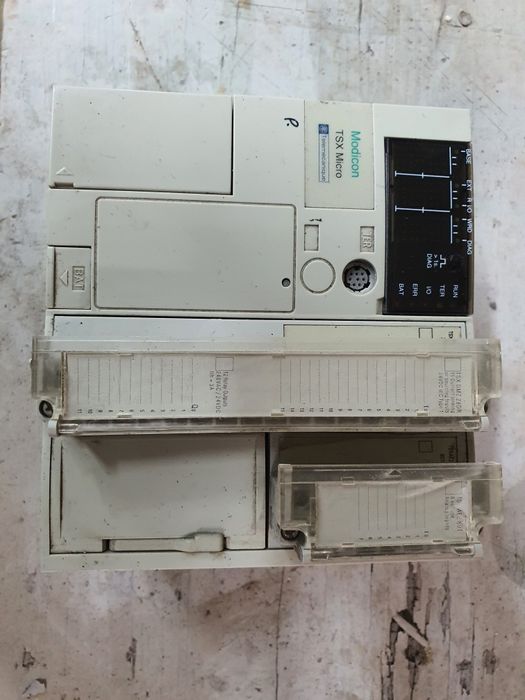 Autómato telemecanique