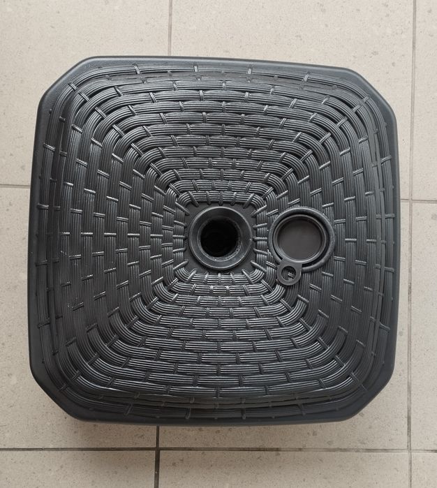Baza pod parasol Prosperplast 390x390x130 mm.