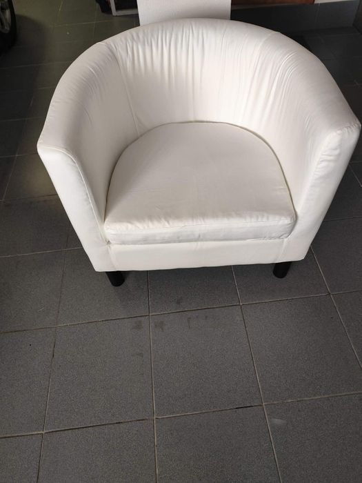 Poltrona Ikea branca