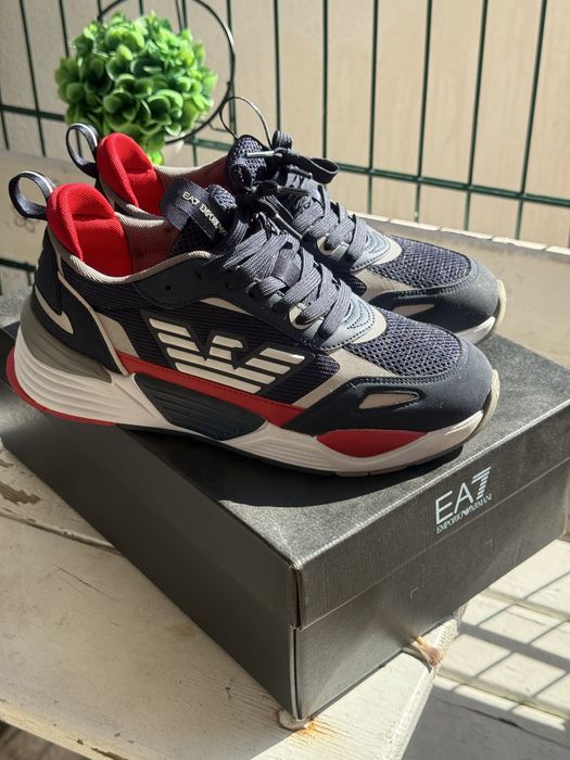 Tenis armani 38 novos