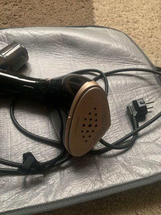 parownica do ubrań PHILIPS STH7060/80 z serii 7000