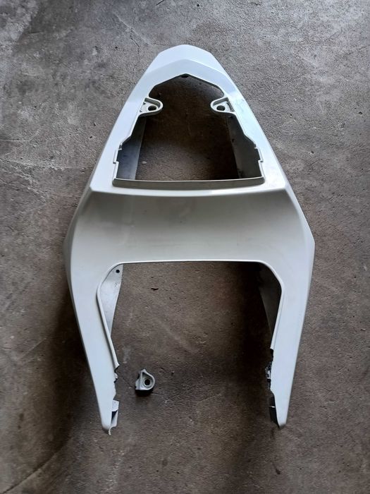 Zadupek ogon owiewka tył Suzuki Gsx-r gsxr K4/K5