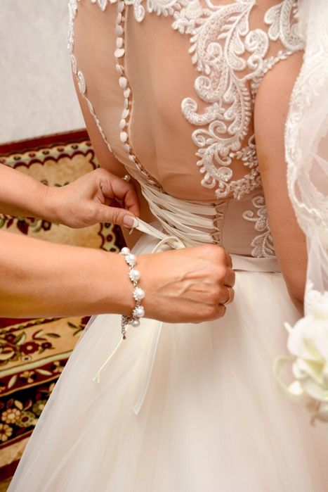 Свадебное платье