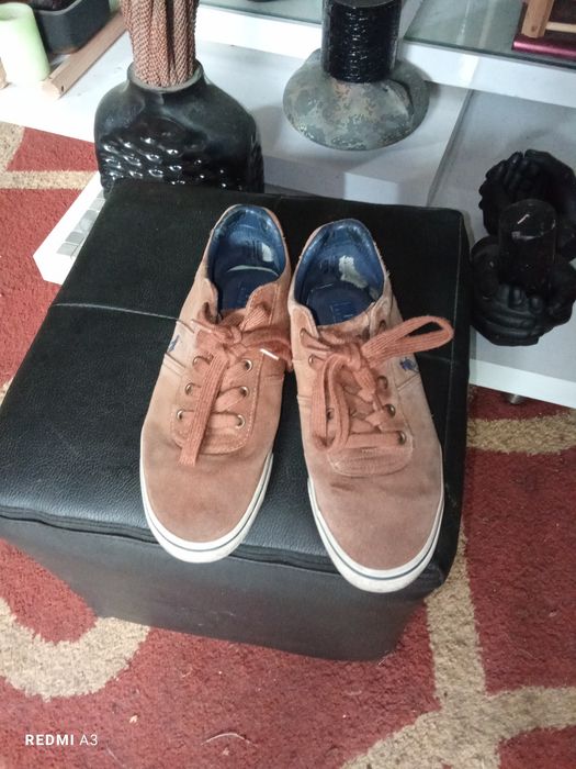 Sapatos polo em bom estado