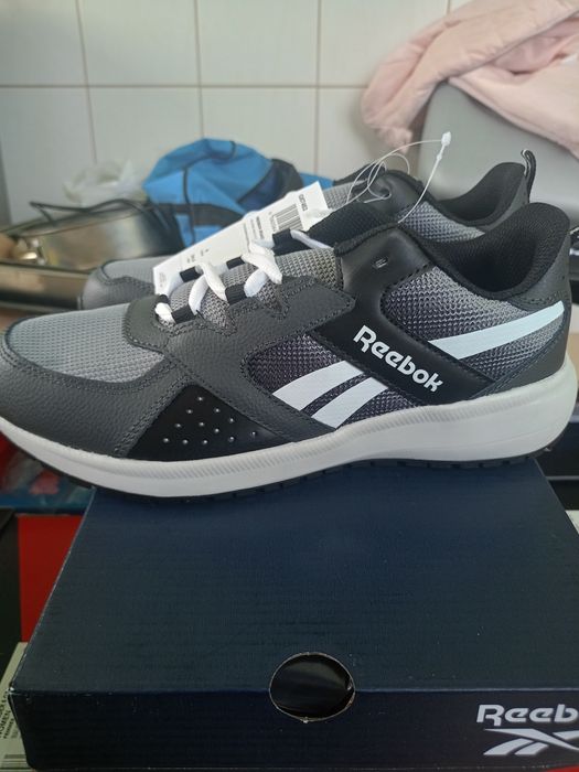 Reebok Road Supreme 2.0