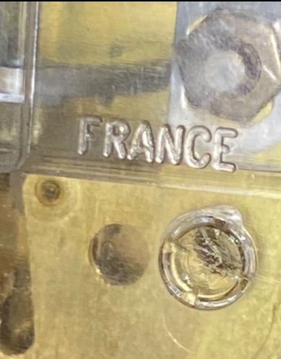 Relógio de mesa em latão francês