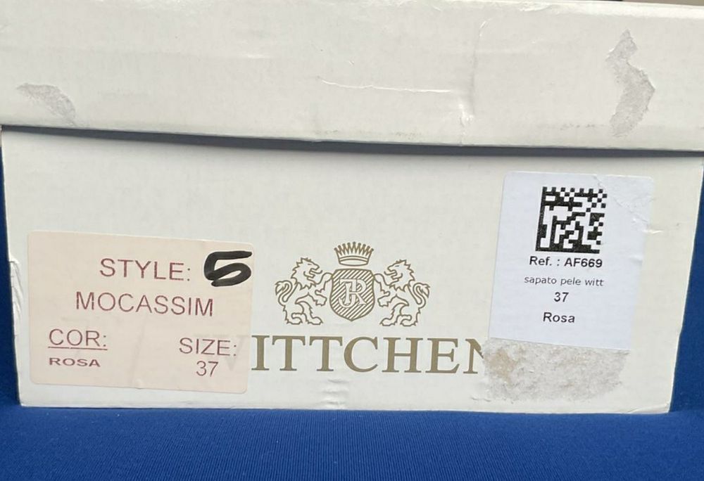 Mocassins em pele