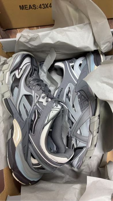 Balenciaga trak 44розмір  ,люкс якості ,торг