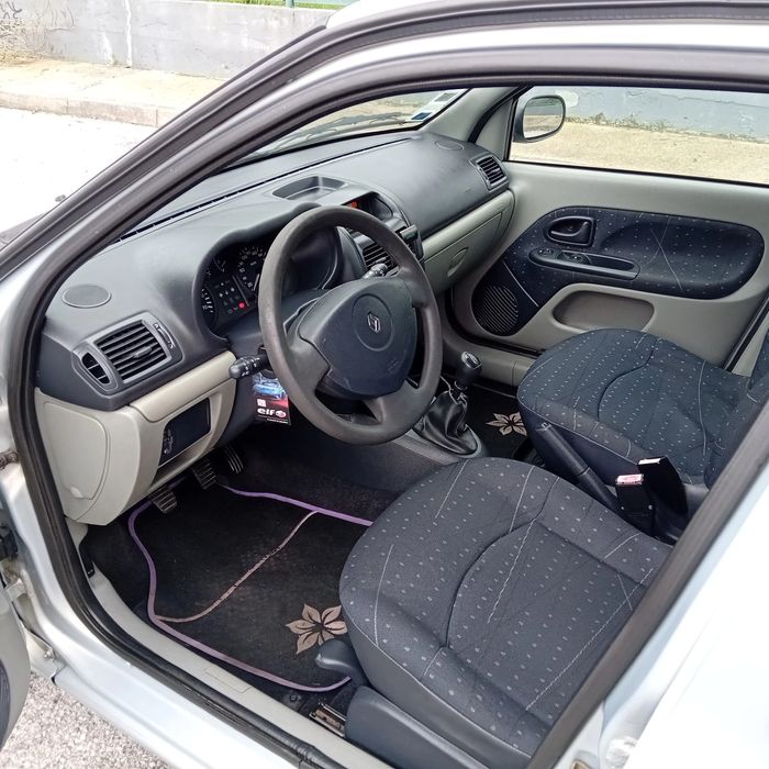 Renault Clio 1.5 DCI 5 lugares 2003