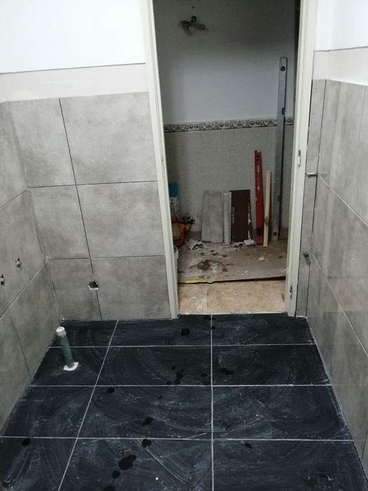 Manutenção e Remodelação de Casa e Apart_os/Luz, Água,  Azulejos,  etc