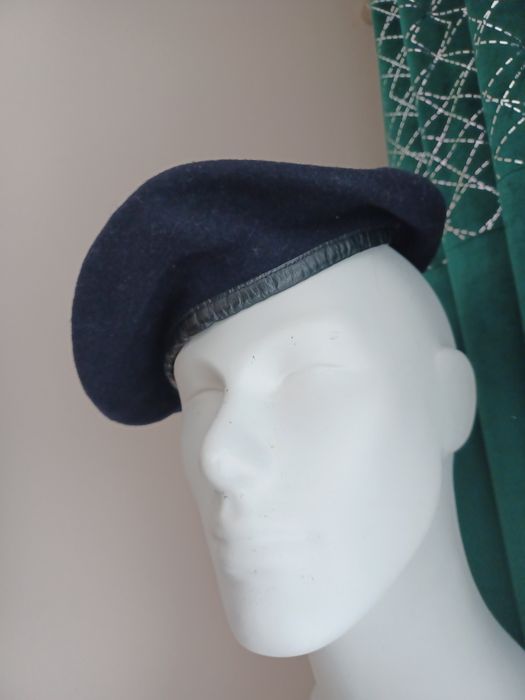 Wełniany wojskowy francuski beret rozm 58