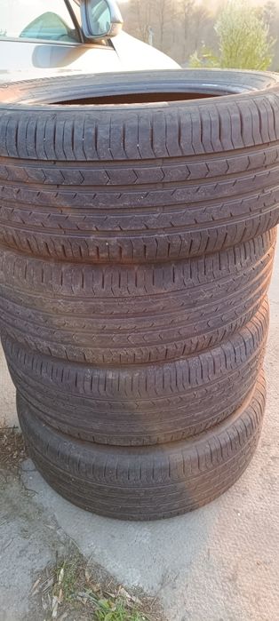 R 17 215/55 Continental 2023