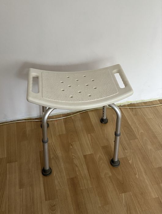 Krzesło pod prysznic