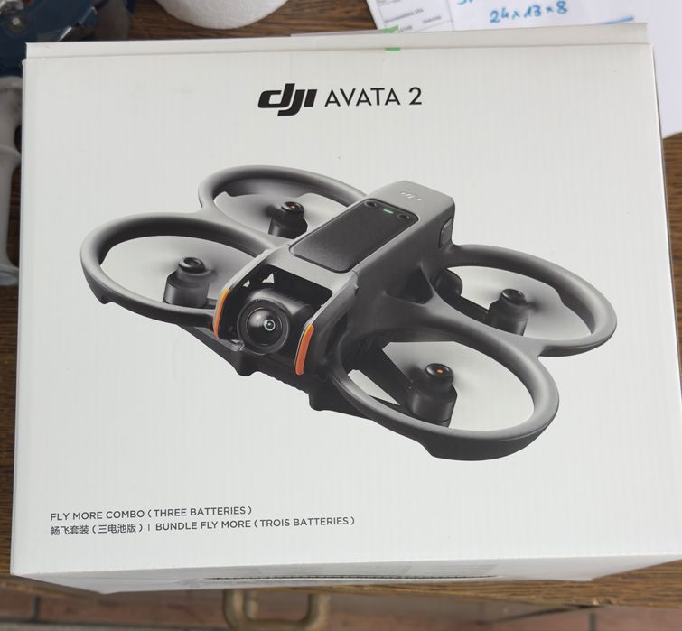 Квадрокоптер DJI Avata 2 Fly More Combo 3 -Battery FPV Drone