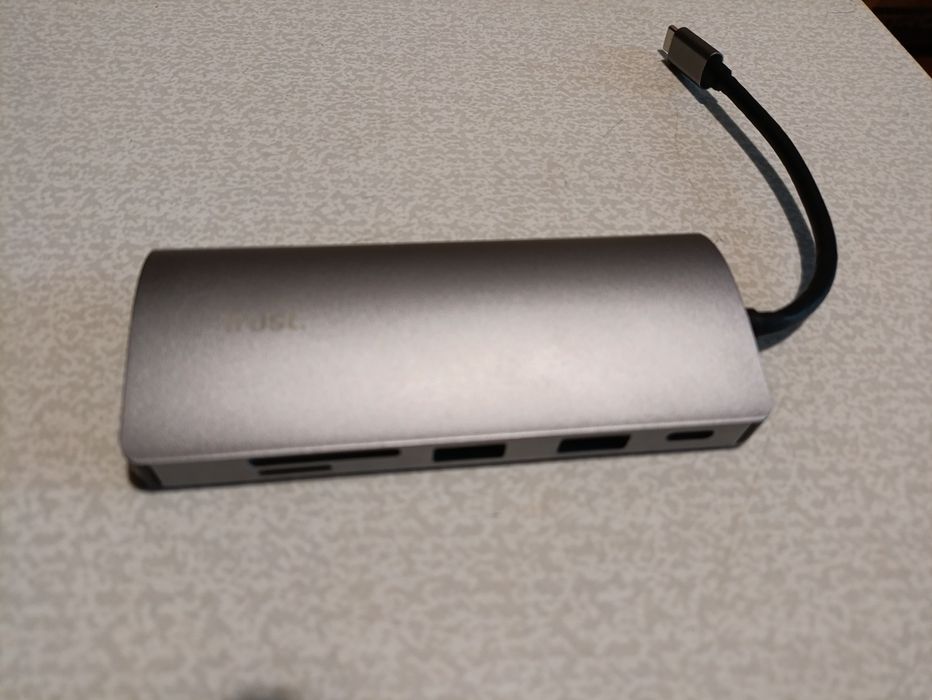 Многопортовый адаптер USB-C 7-в-1 Trust Dalyx