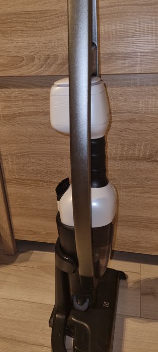 Odkurzacz ELECTROLUX Pure Q9 PQ92 Allergy UV 4w1 + myjka do okien