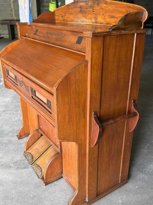 Órgão antigo de igreja alemao em madeira