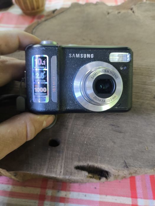 Aparat cyfrowy Samsung Digi max S1000.