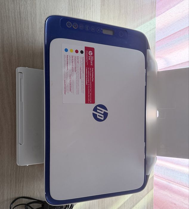 Bundle Informática HP + Monitor + Cabos e Adaptadores
