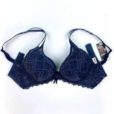 Красивейший Бюстгальтер с кружевом по чашке и на боках. Чашка В