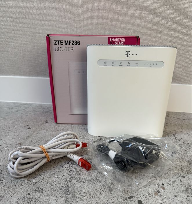Router ZTE MF286, stan idealny, biały
