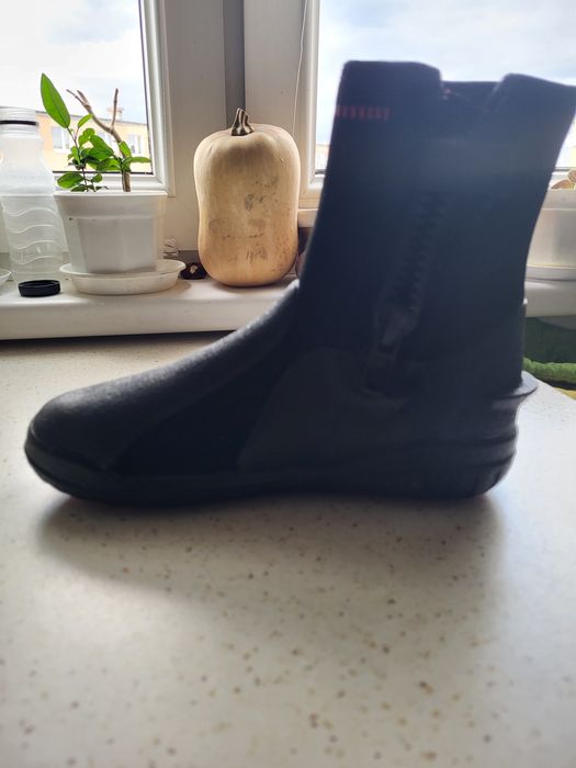 Buty neoprenowe do morsowania