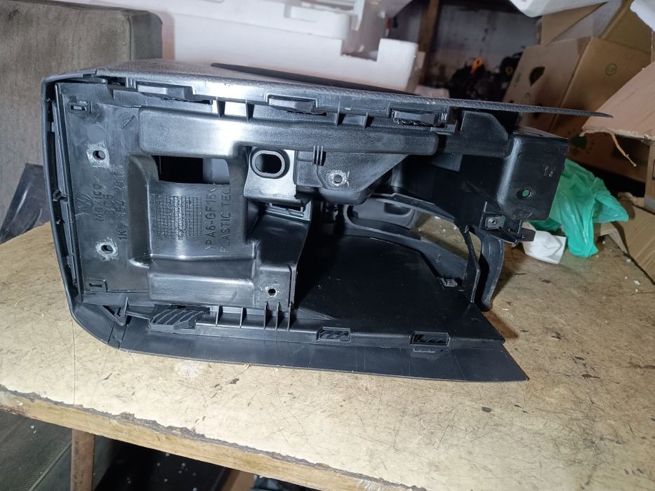 Podłokietnik z regulacją VW Golf VI V oryginał