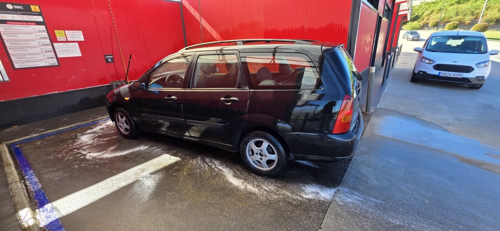 Ford Focus SW 1.4 Gasolina | IPO 03/2027 | 223.663 km | 900 €