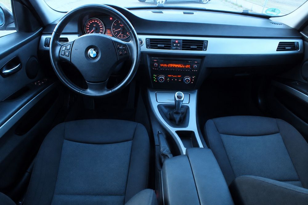 BMW E90 2008 LCI 2.0 143km n43 uszkodzony silnik