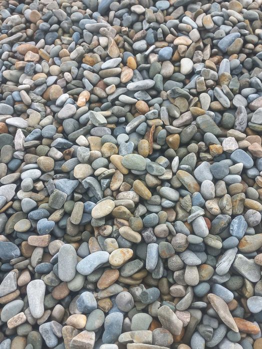 Галька річкова кольорова мита