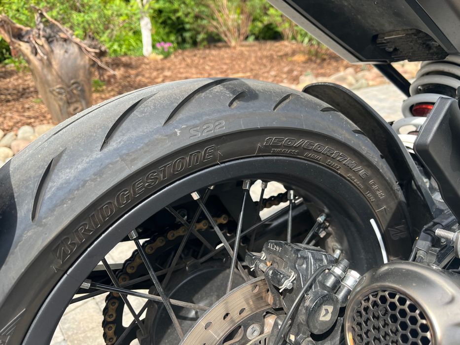 Husqvarna Svartpilen 401