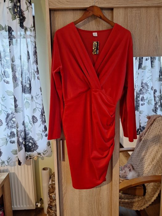 Sukienka welur 3xl nowa