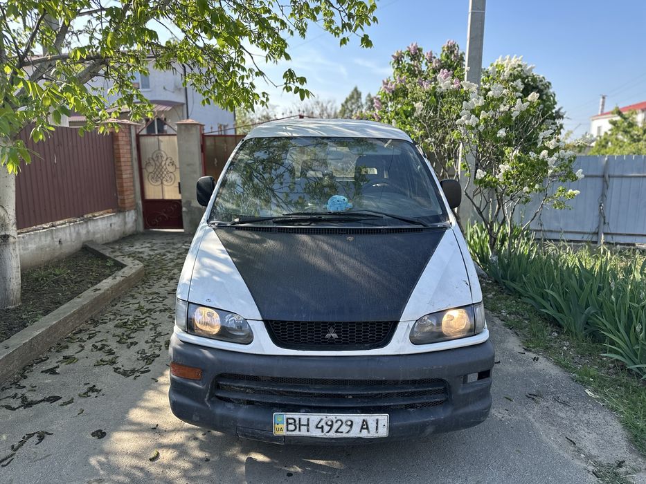Mitsubishi L400 бусик