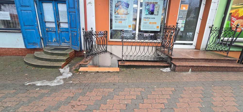 Wynajem lokalu w centrum-60m2 - Siemiatycze ul. Jana Pawła II- PO REMONCIE