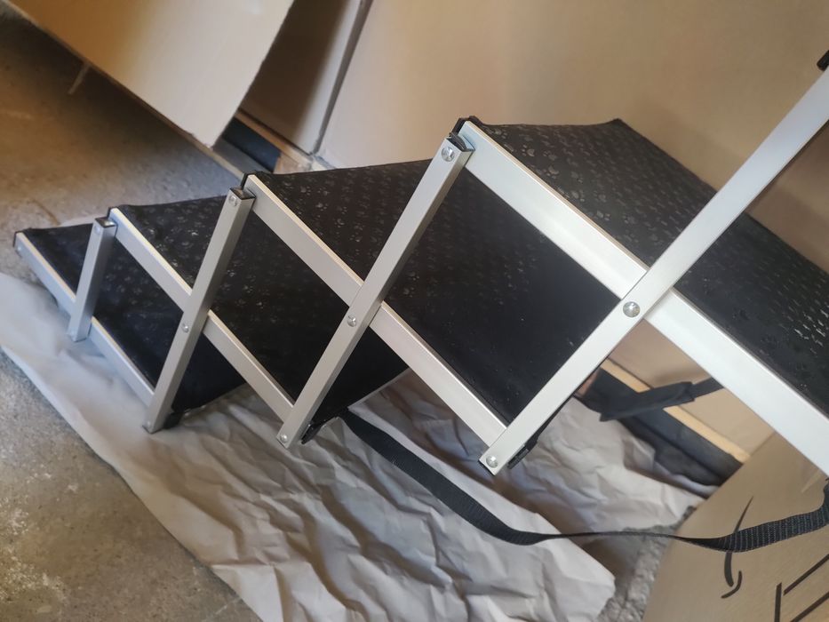 Schody dla psa aluminiowe
