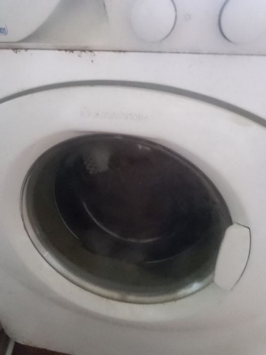 Аристон AML129 стиралка