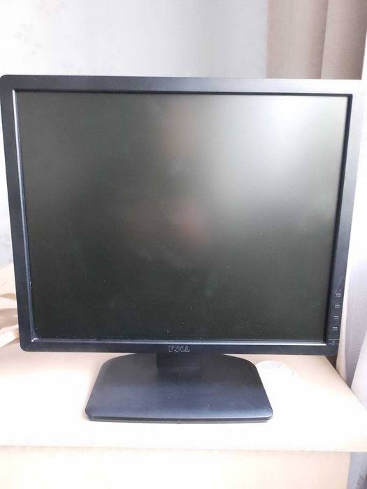 Монітор DELL 19"