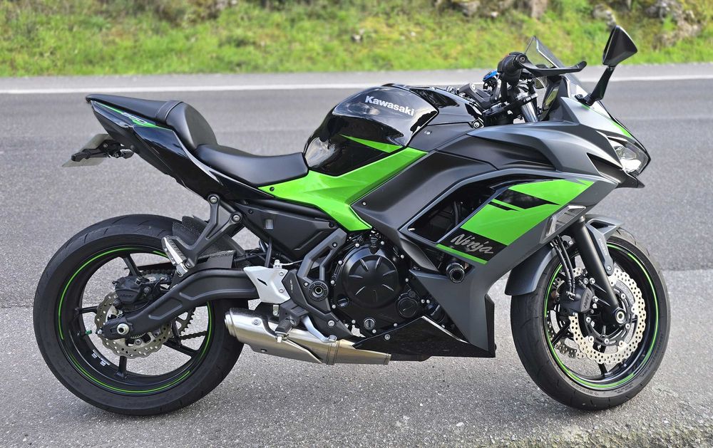 Mota 650 Ninja - Kawasaki