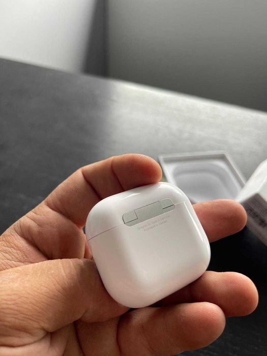 AirPods  4 anc originais (artigo de exposiçao e loja)