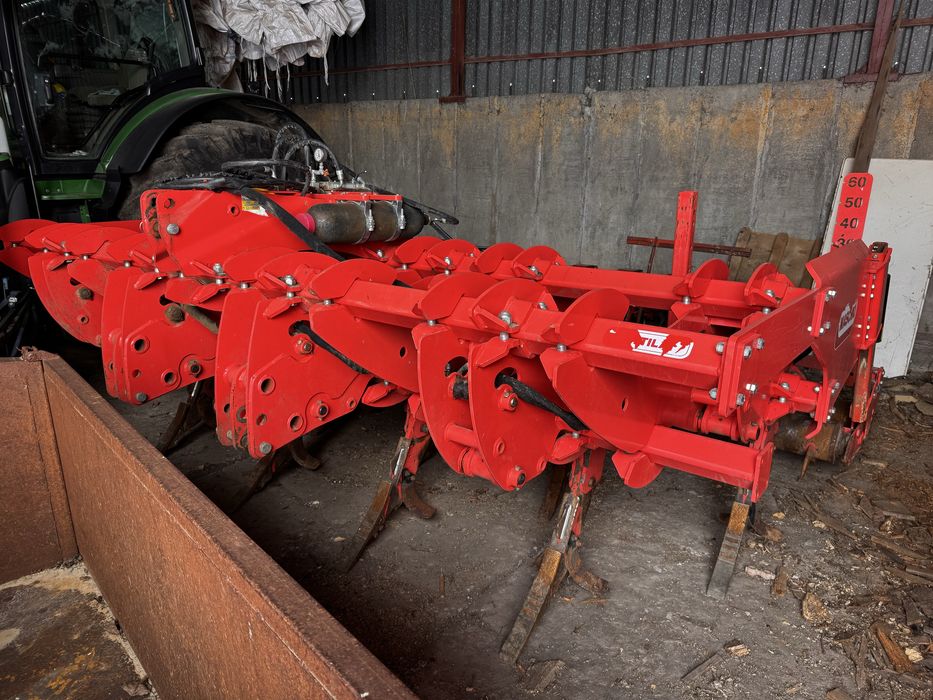 Pług dłutowy Maschio Gaspardo Atilla